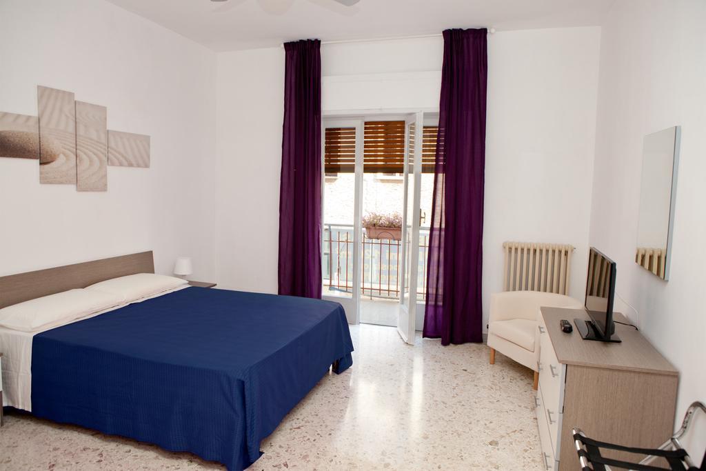 Maipiusenza House Appartement Monopoli Buitenkant foto